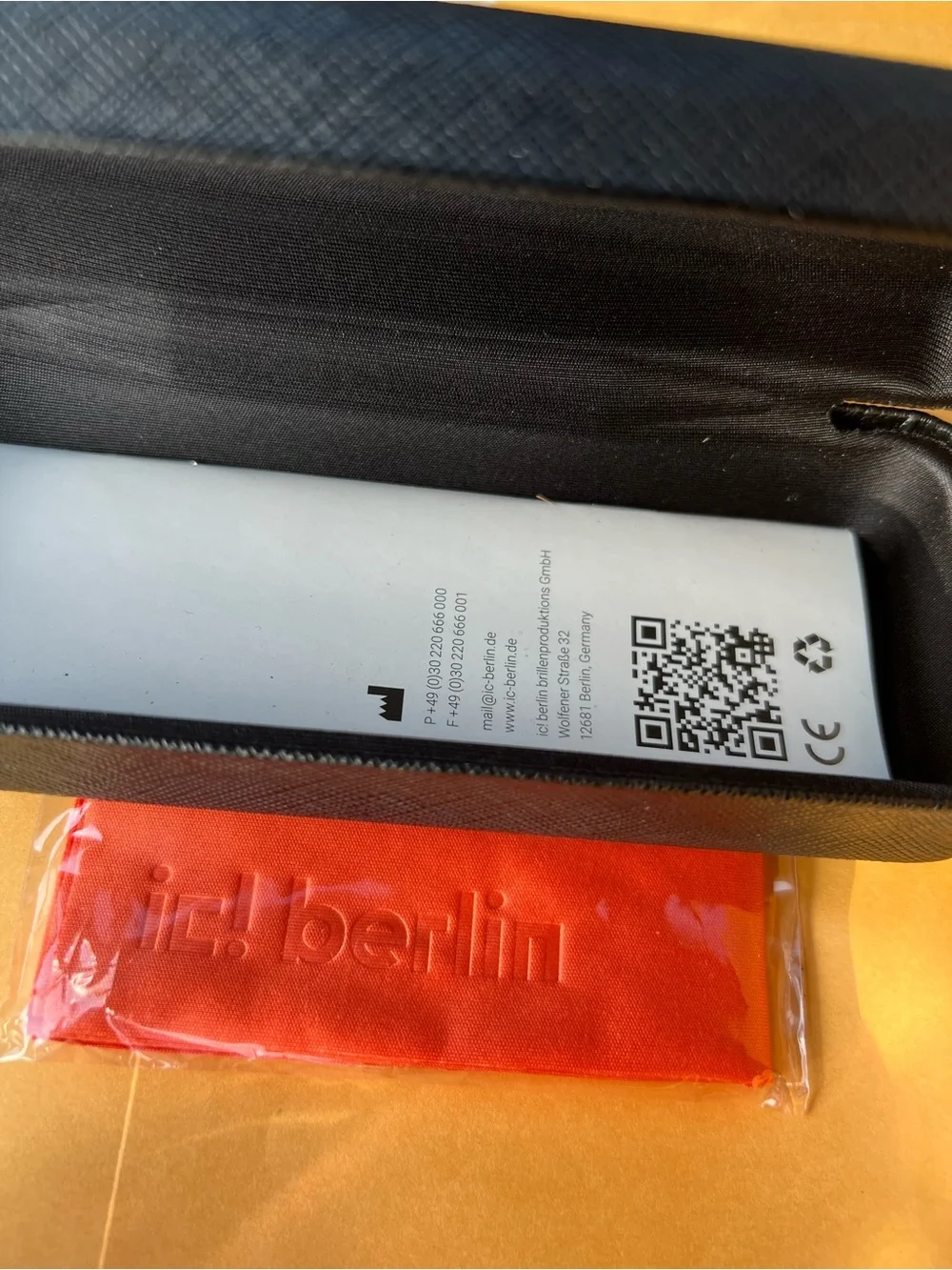 - Sunglasses ic Berlin glasses with case like NEW